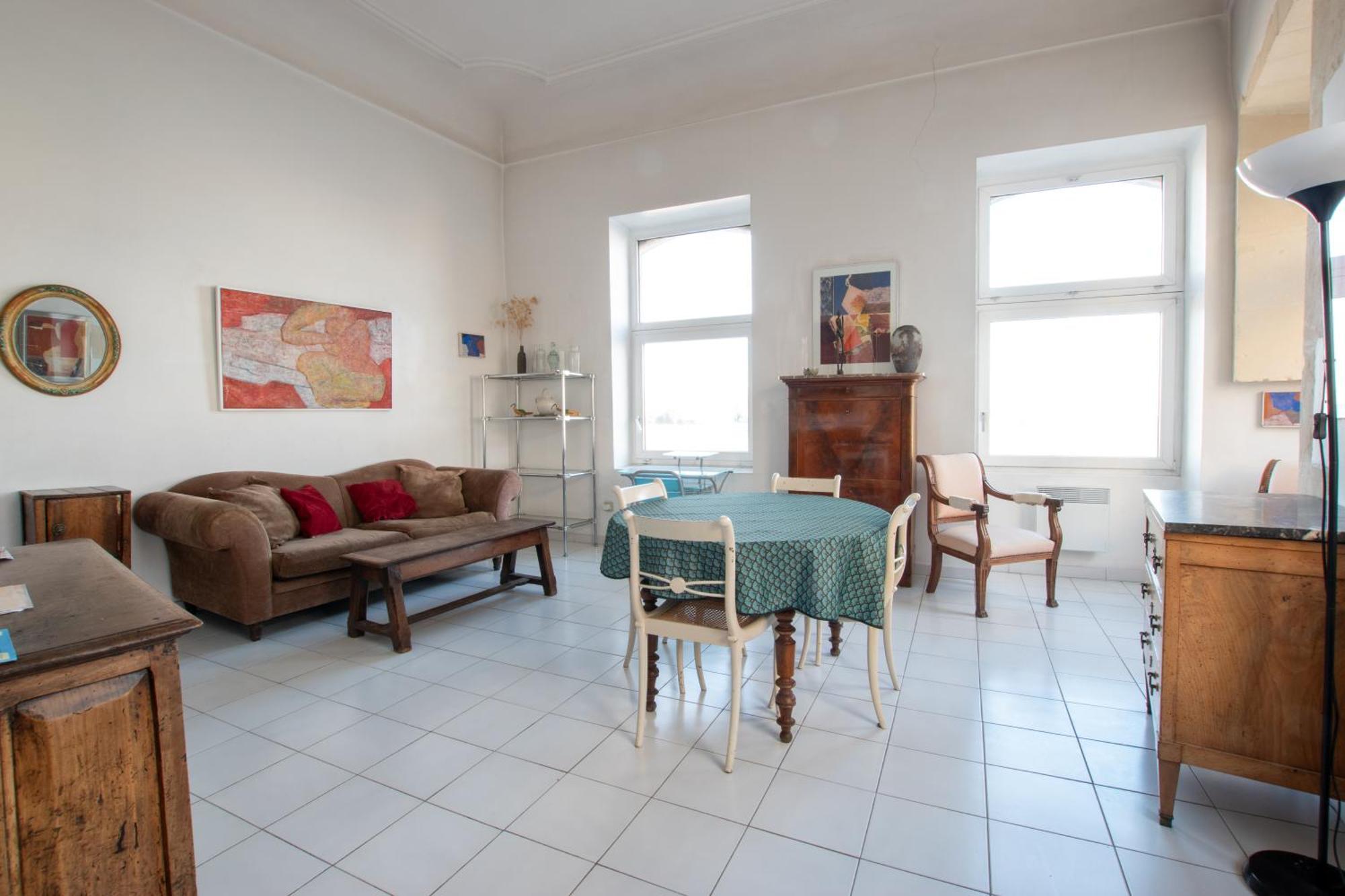 Appartamento Renne - Vue Imprenable Sur Le Rhone Arles Esterno foto