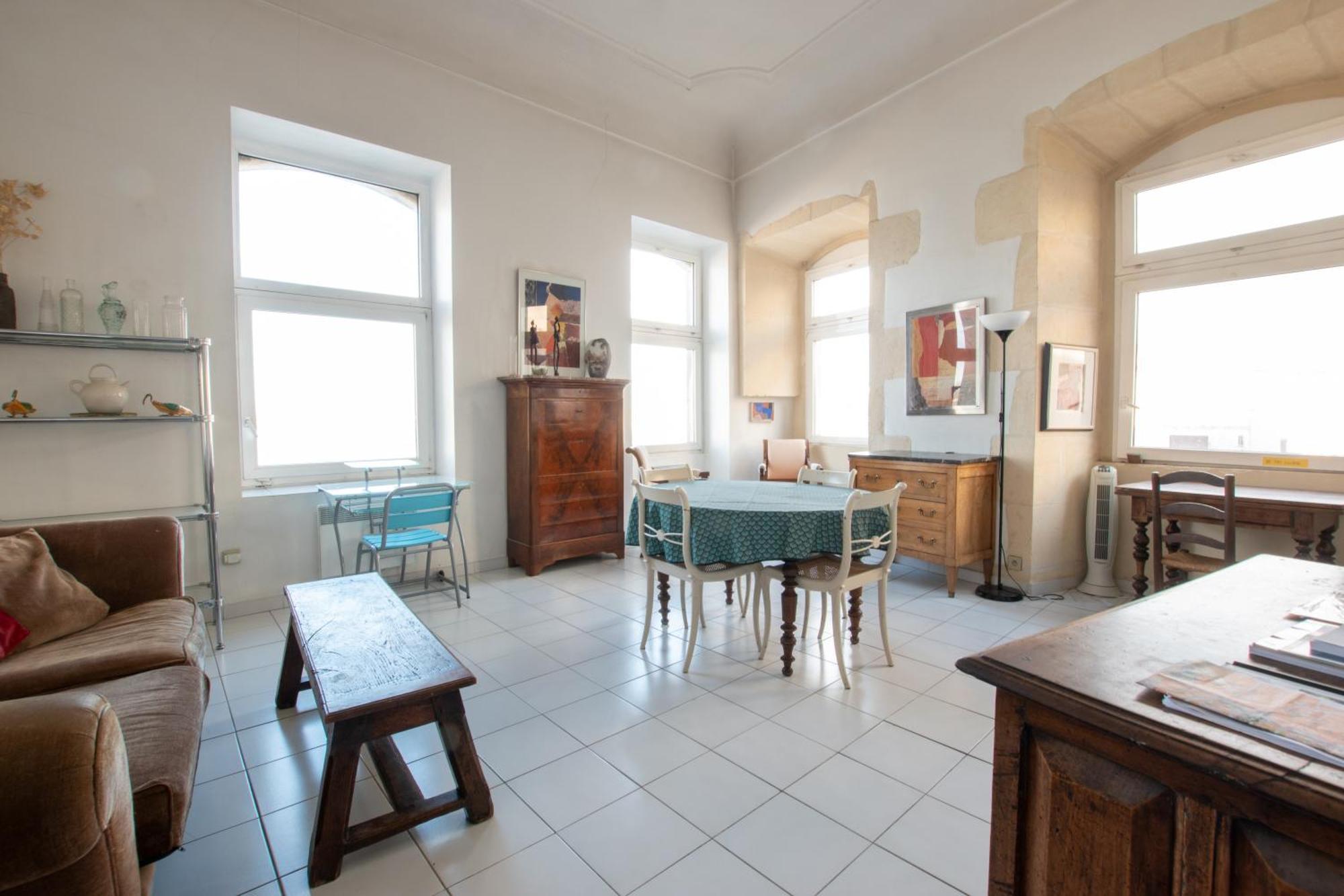 Appartamento Renne - Vue Imprenable Sur Le Rhone Arles Esterno foto
